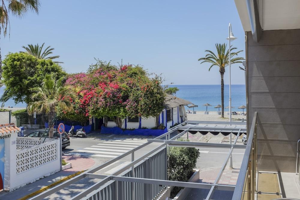 Guest house H Boutique La Caleta Bay